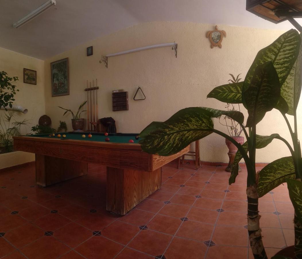 Room In Guest Room - Padrinos Hostal La Paz Full House Екстериор снимка